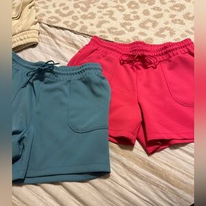 Mondetta Women’s Shorts size large elastic waistband 2 pairs blue hot pink